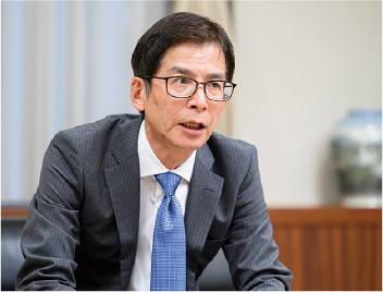President and Representative Director Shigemi Urata
