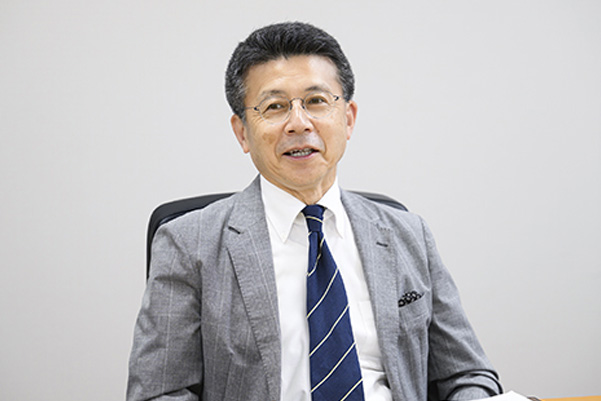 Outside Director Hiroshi Toyoda